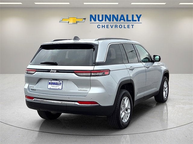 2024 Jeep Grand Cherokee Laredo X 4x4