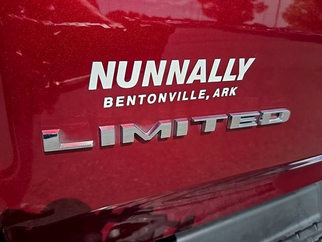 2019 RAM 1500 Limited Crew Cab 4x4 5'7" Box