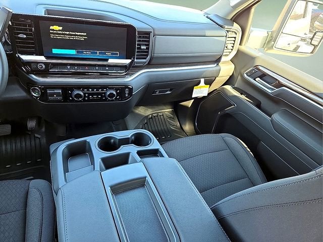 2026 Chevrolet Silverado 3500 HD Chassis Cab LT