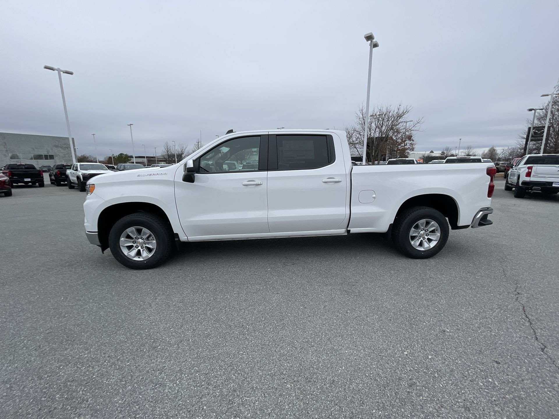 2025 Chevrolet Silverado 1500 LT