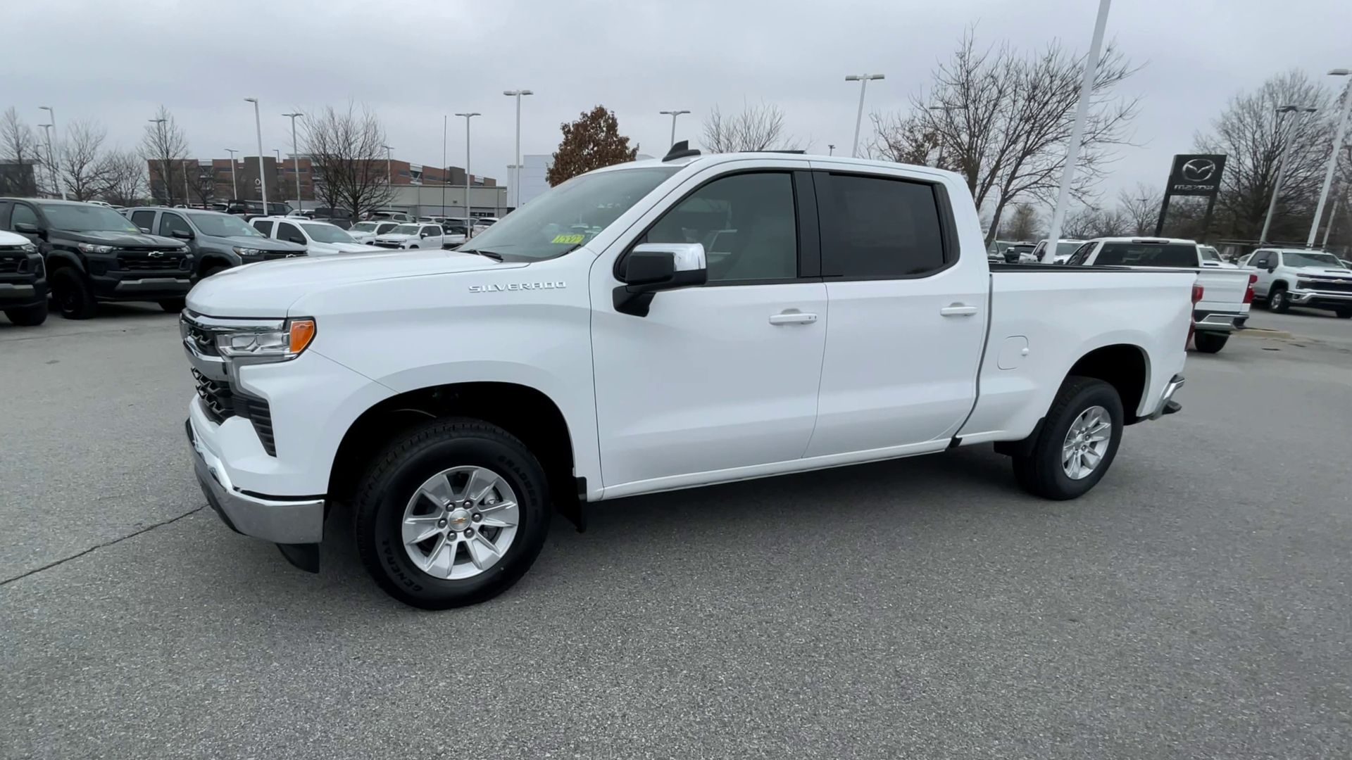 2025 Chevrolet Silverado 1500 LT
