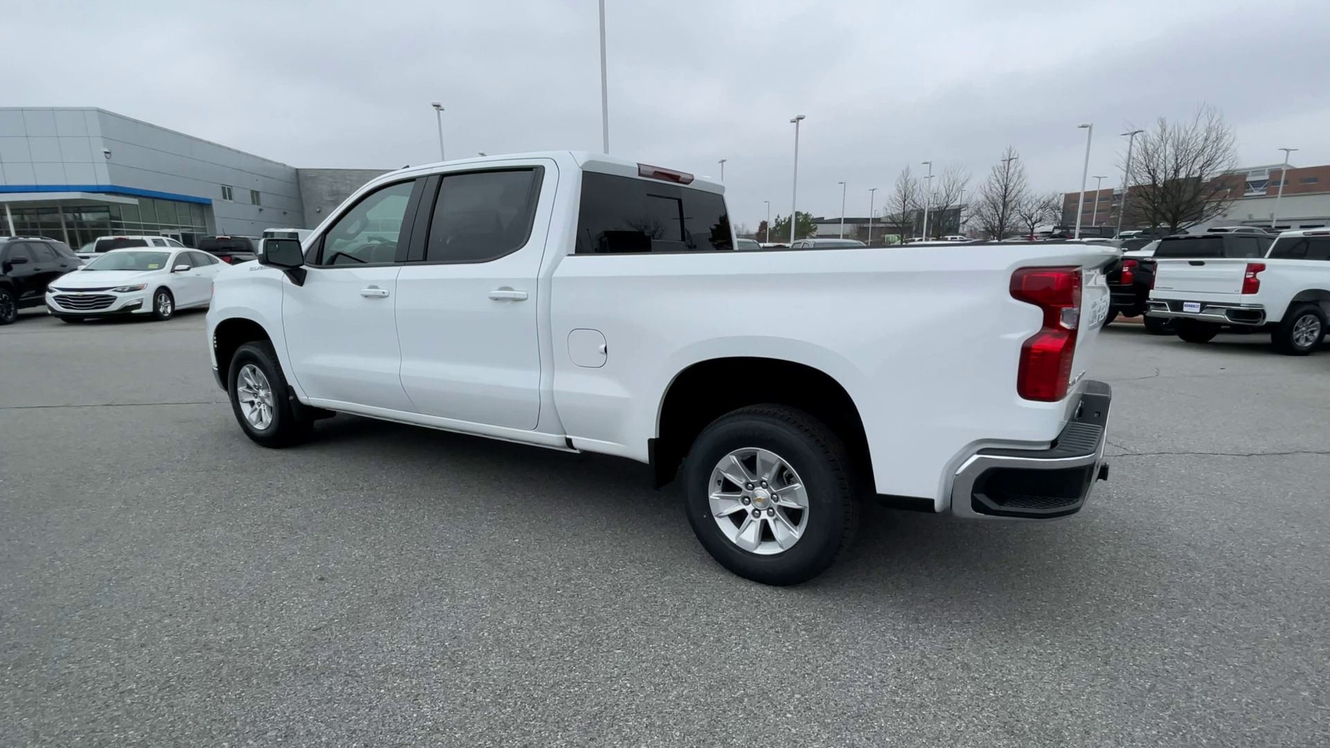 2025 Chevrolet Silverado 1500 LT