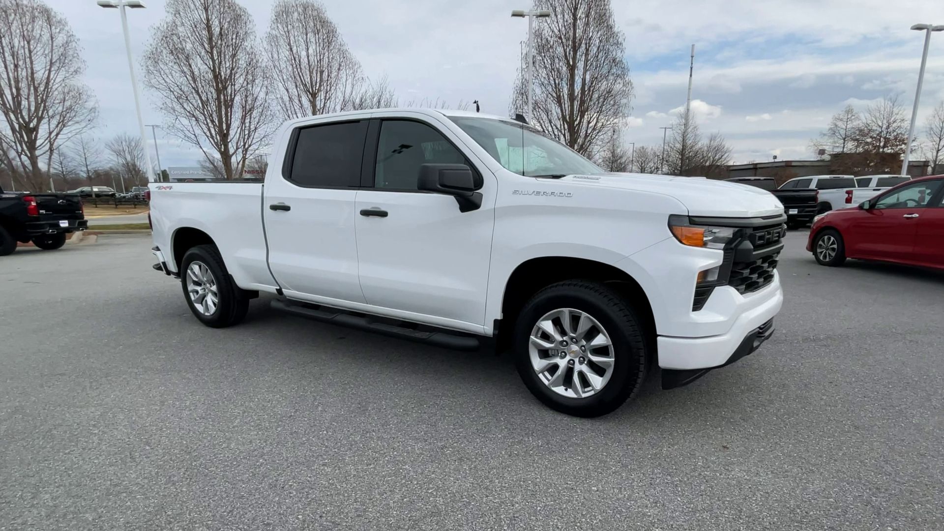 2025 Chevrolet Silverado 1500 Custom