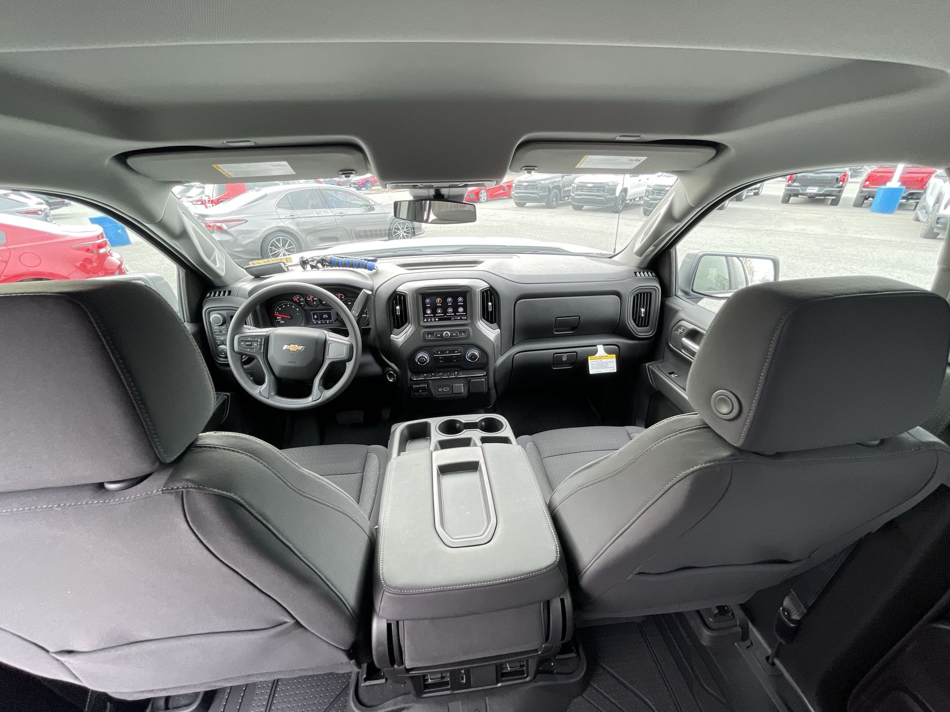 2025 Chevrolet Silverado 1500 Custom