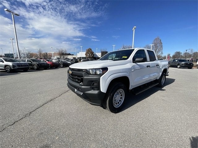 2025 Chevrolet Colorado WT/LT