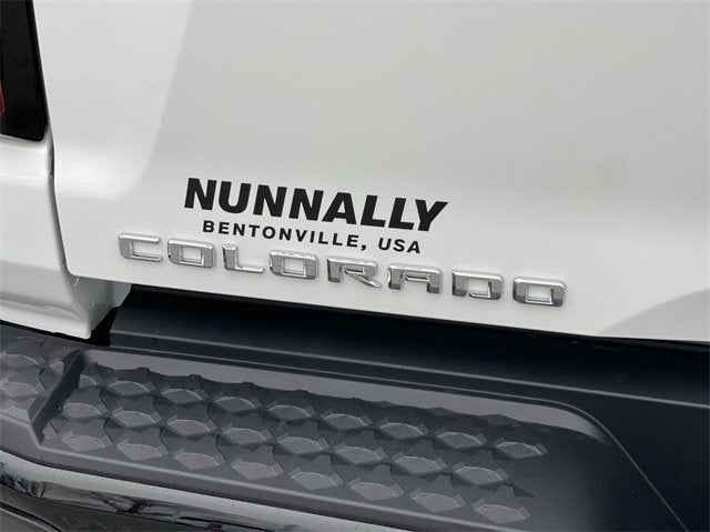 2025 Chevrolet Colorado WT/LT