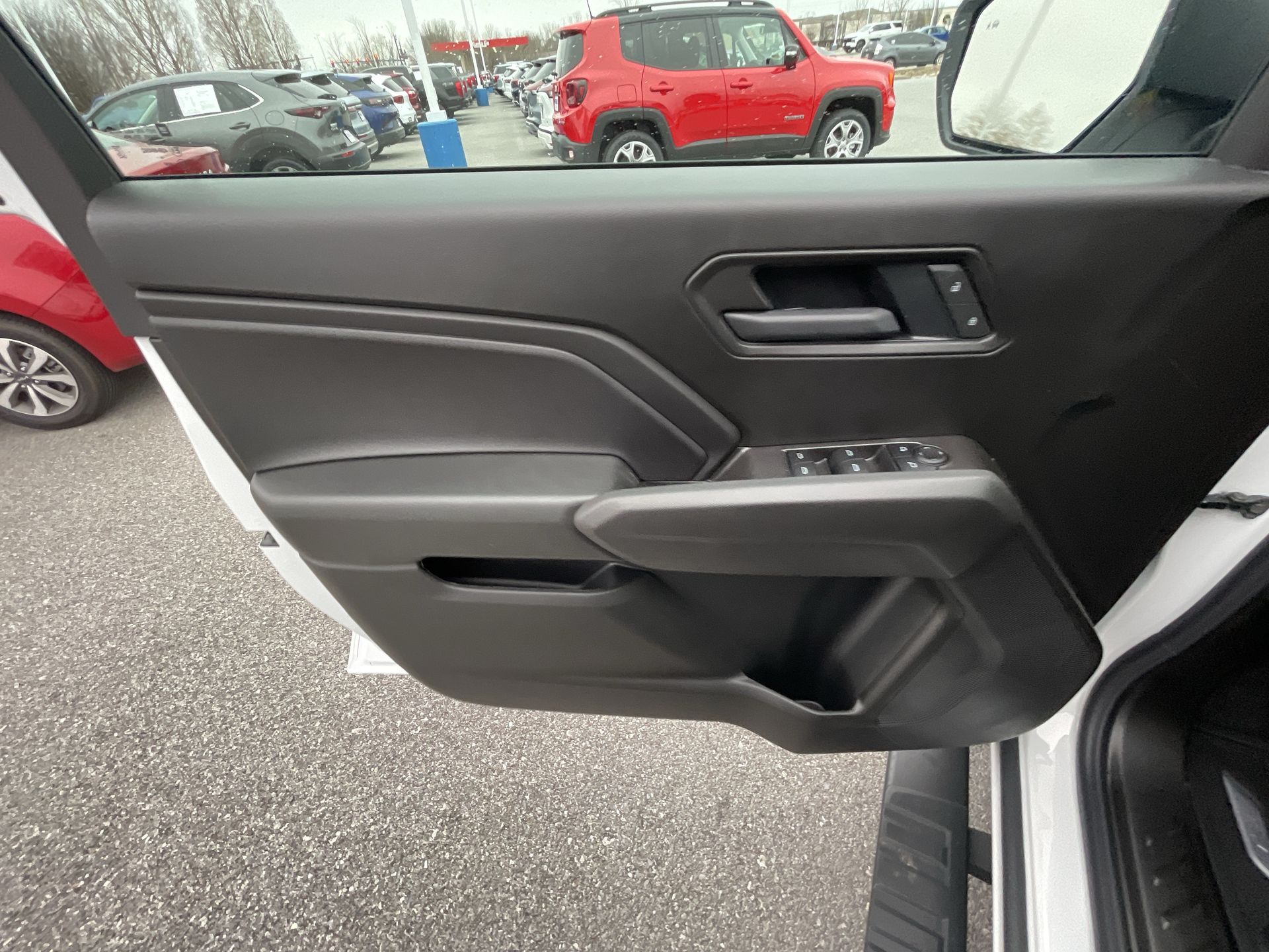 2025 Chevrolet Colorado WT/LT