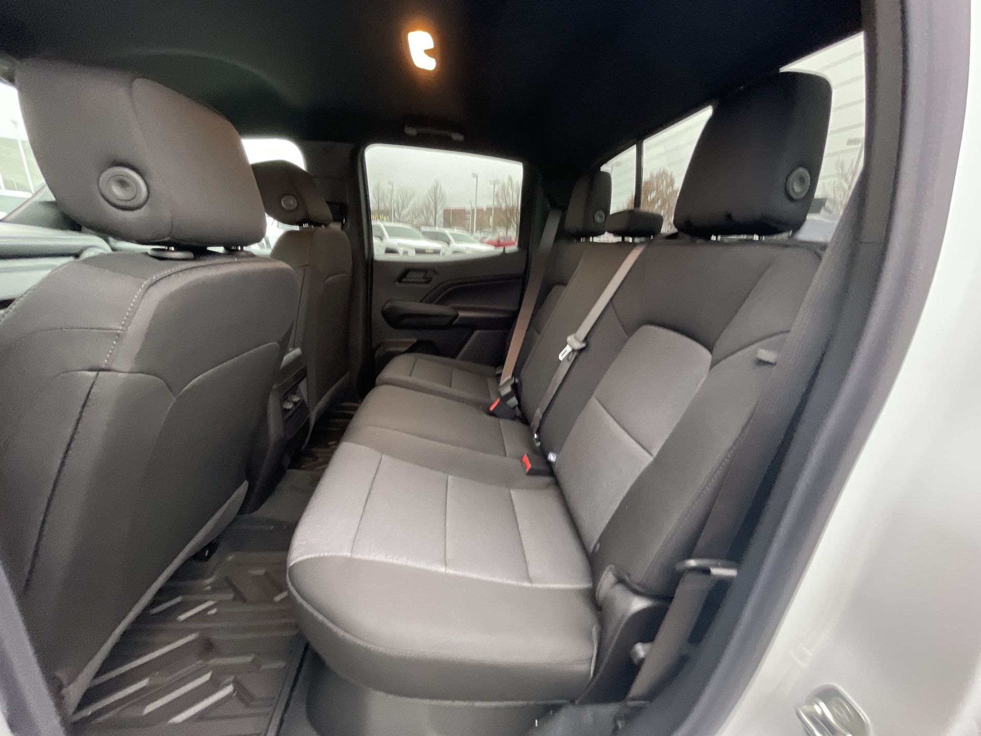 2025 Chevrolet Colorado WT/LT