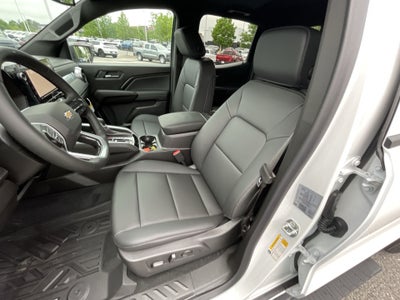 2025 Chevrolet Colorado WT/LT