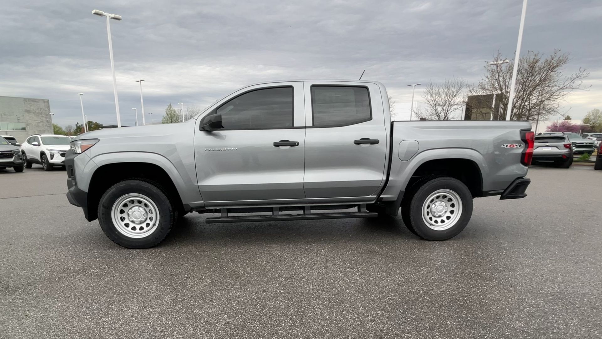2025 Chevrolet Colorado WT/LT