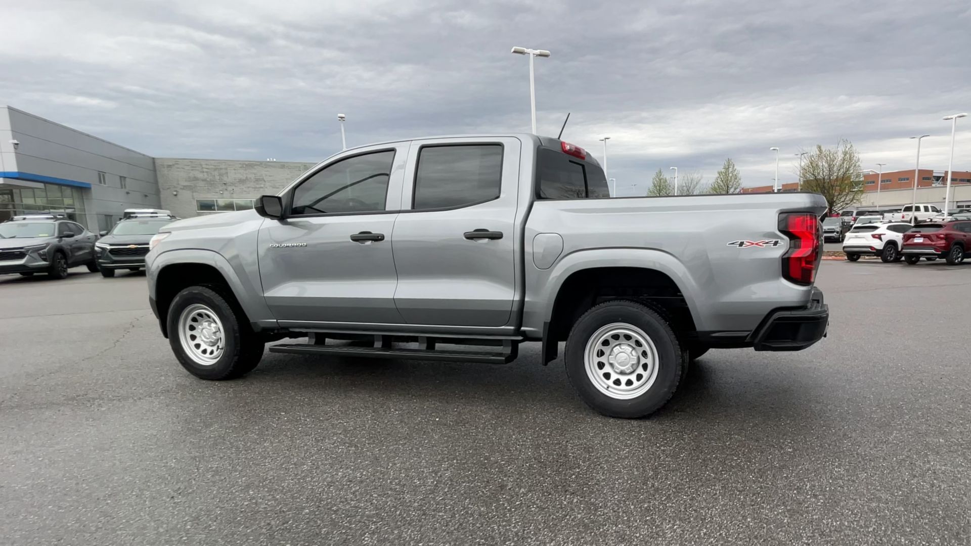2025 Chevrolet Colorado WT/LT