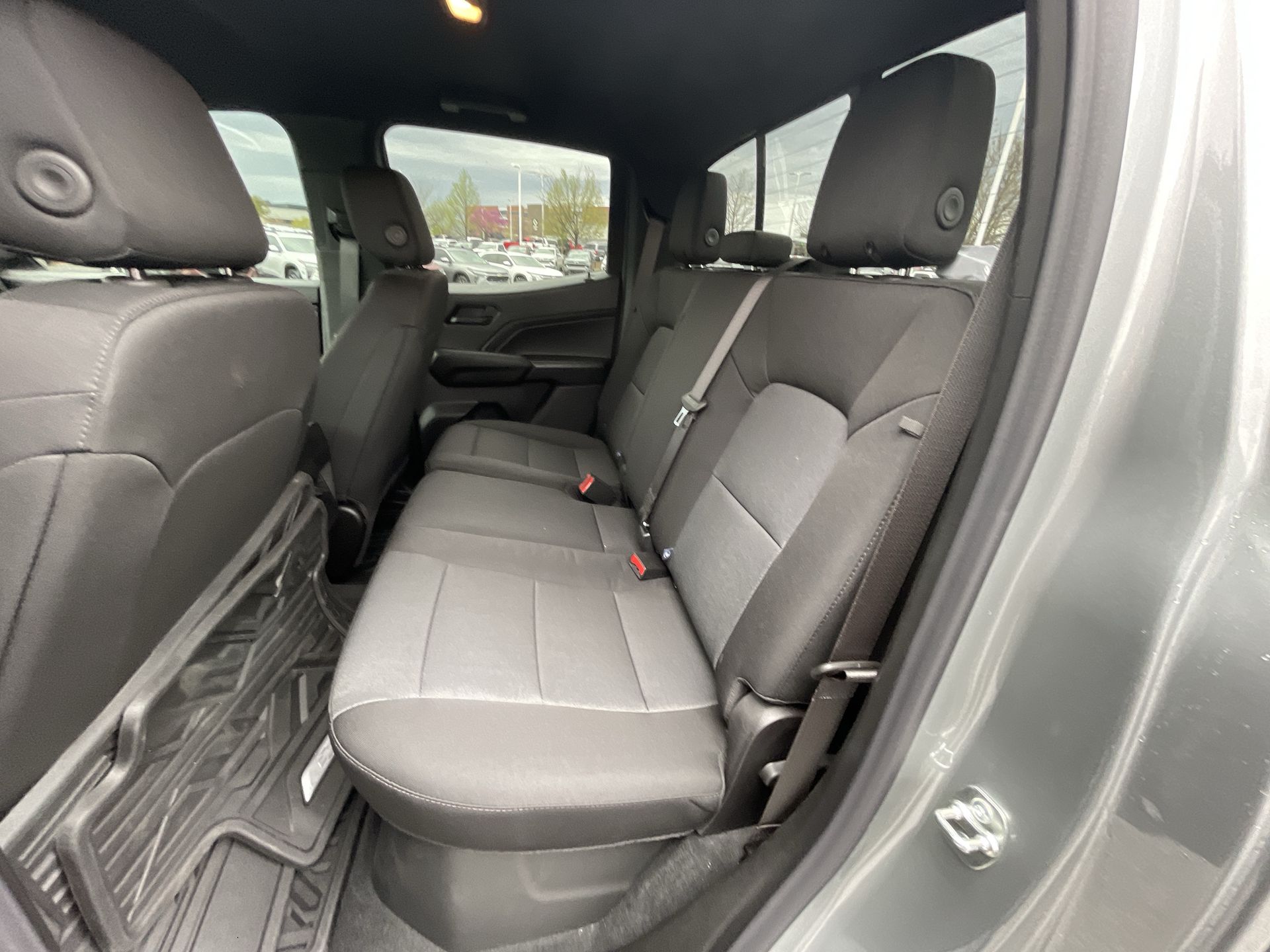 2025 Chevrolet Colorado WT/LT