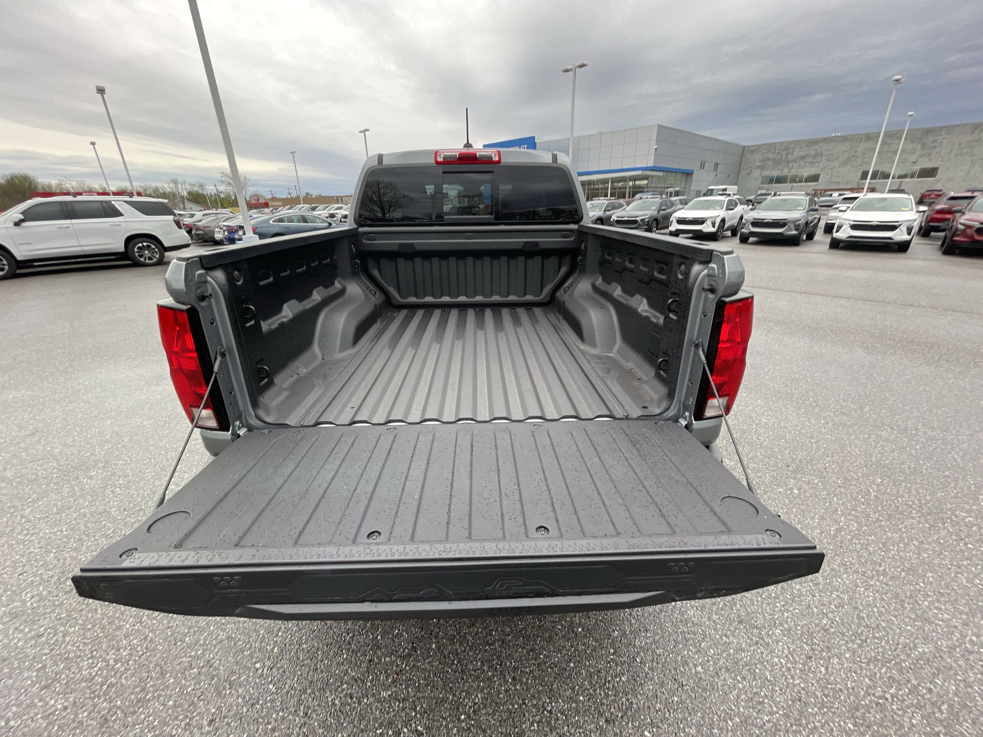 2025 Chevrolet Colorado WT/LT