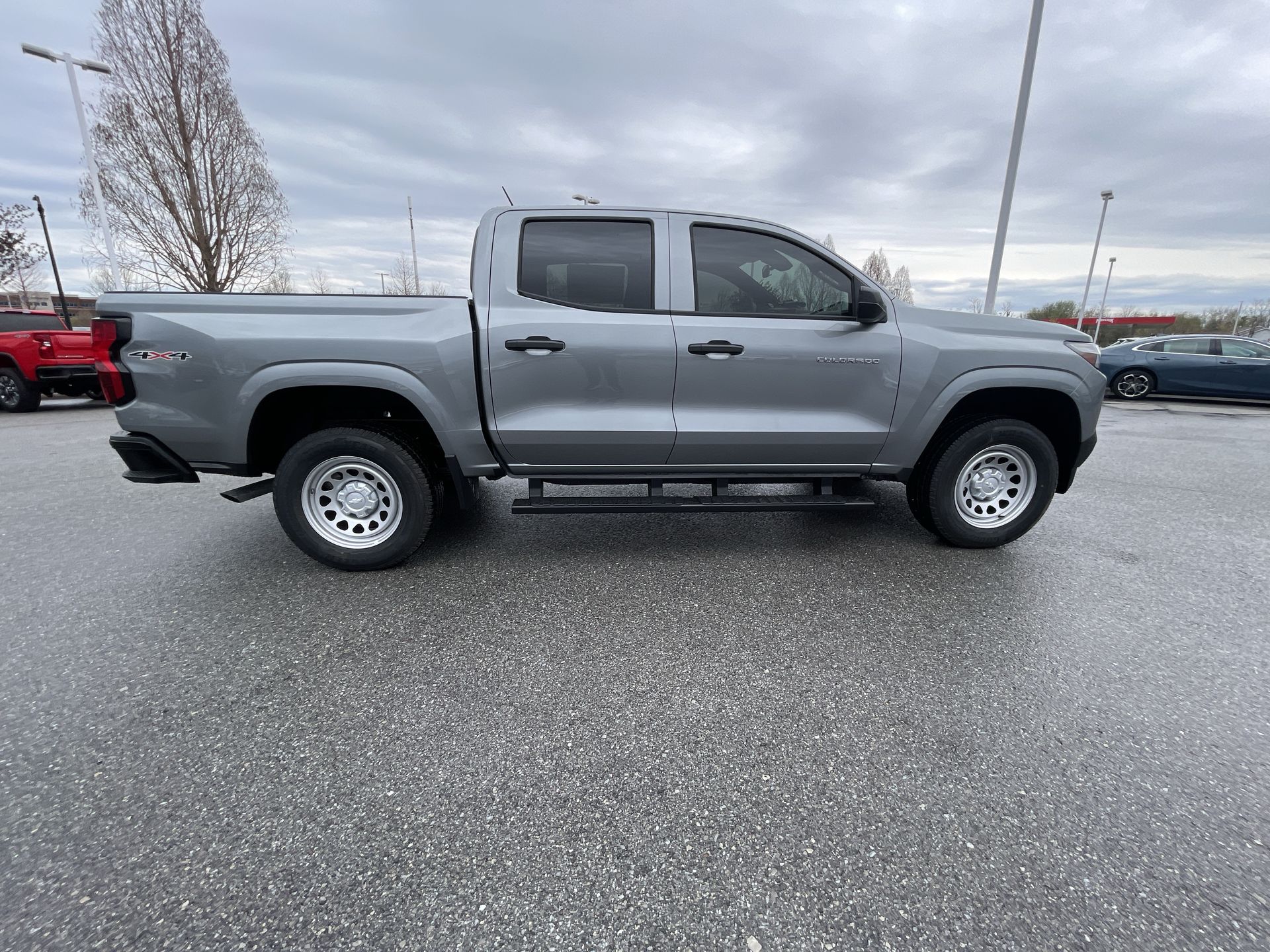 2025 Chevrolet Colorado WT/LT