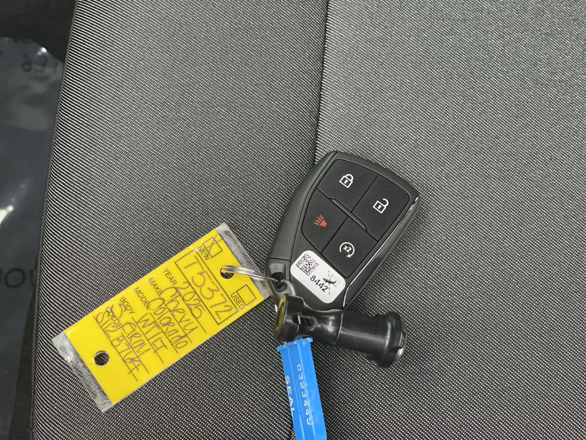 2025 Chevrolet Colorado WT/LT