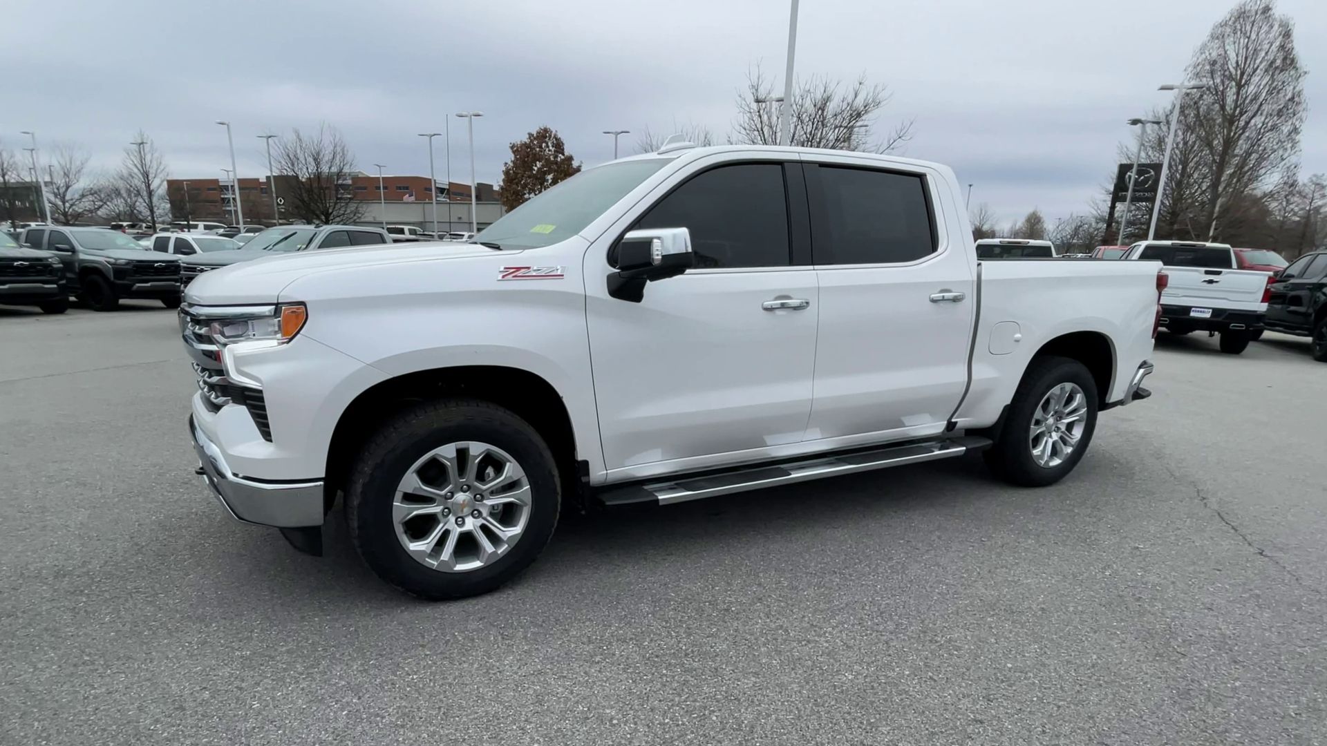 2025 Chevrolet Silverado 1500 LTZ
