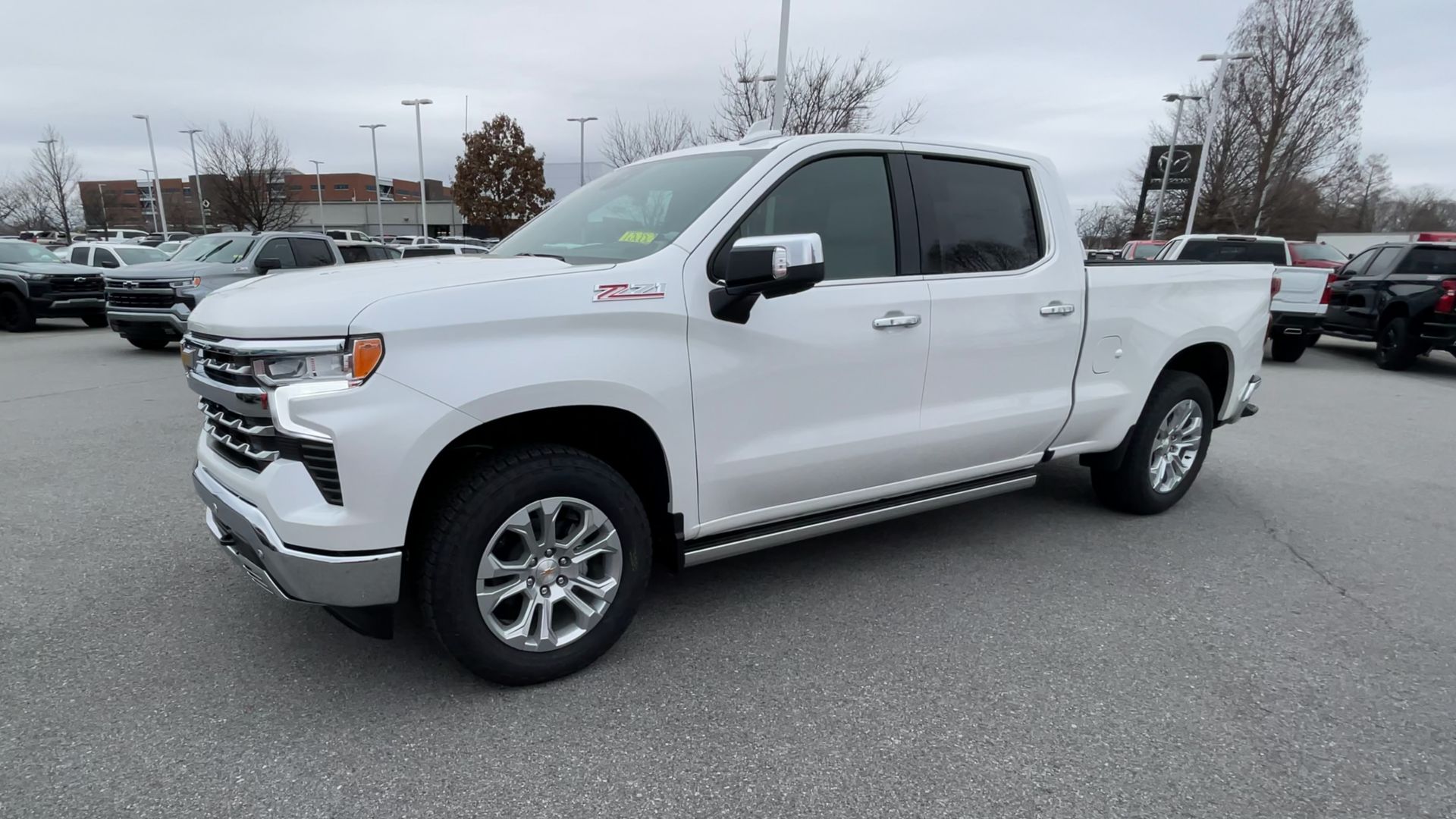 2025 Chevrolet Silverado 1500 LTZ