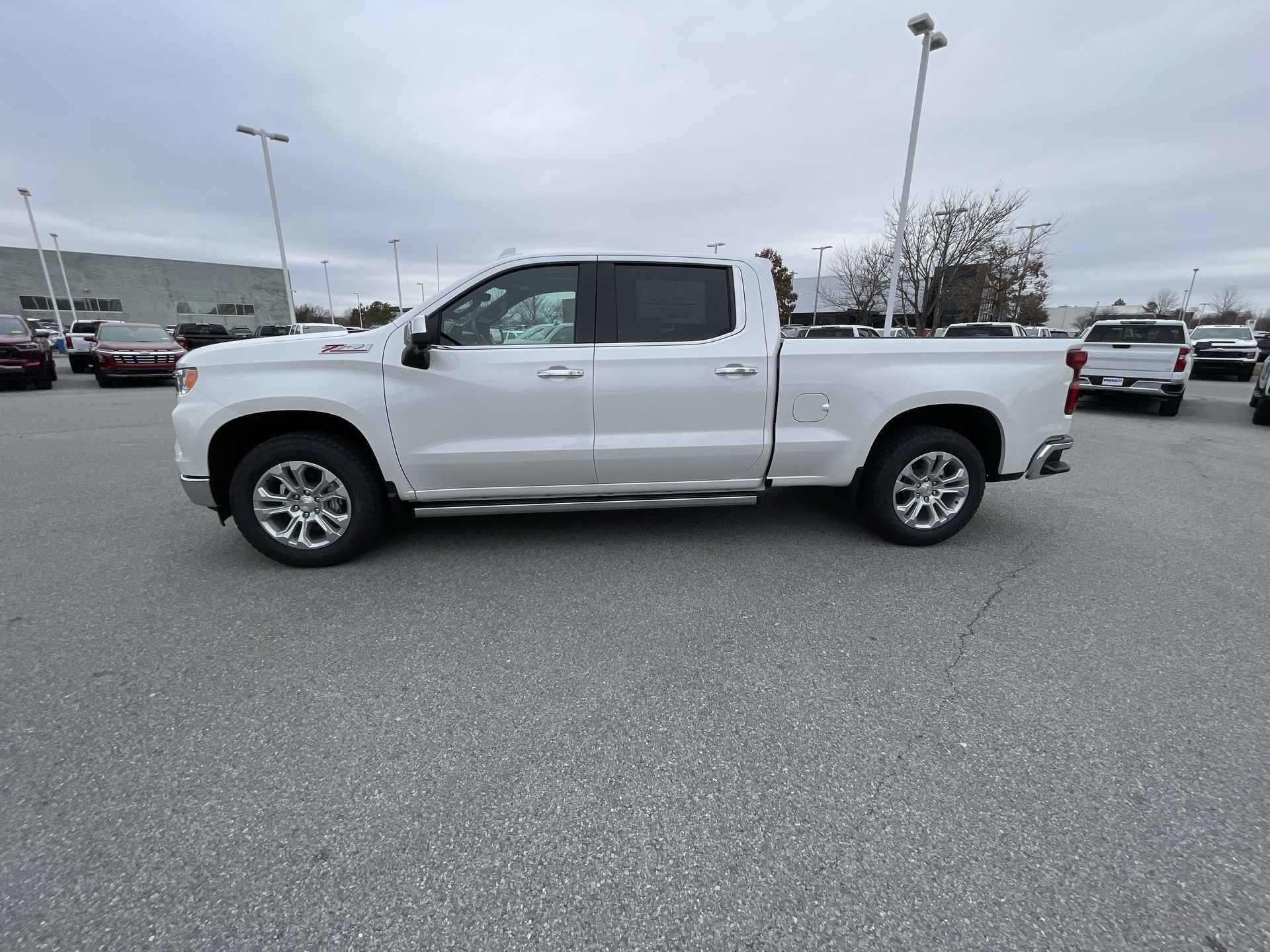 2025 Chevrolet Silverado 1500 LTZ