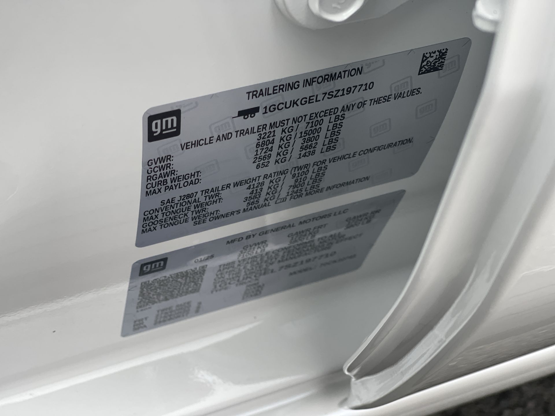 2025 Chevrolet Silverado 1500 LTZ