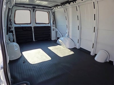 2025 Chevrolet Express Cargo 2500 WT