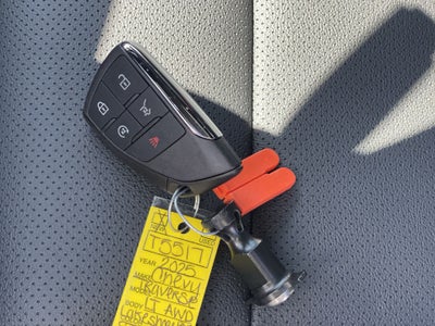 2025 Chevrolet Traverse LT