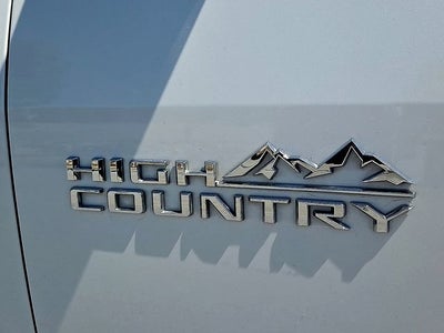2023 Chevrolet Traverse High Country