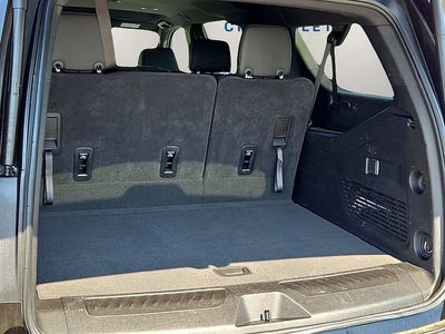 2025 Chevrolet Suburban LT