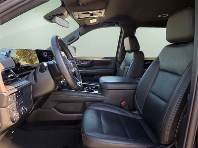 2025 Chevrolet Suburban LT