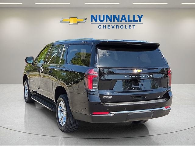 2025 Chevrolet Suburban LT