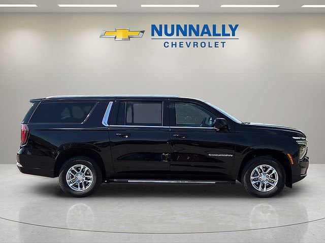 2025 Chevrolet Suburban LT