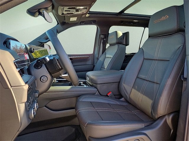 2025 Chevrolet Suburban High Country