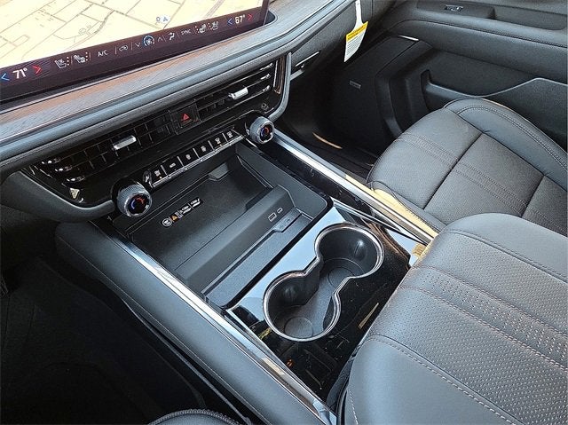 2025 Chevrolet Suburban High Country