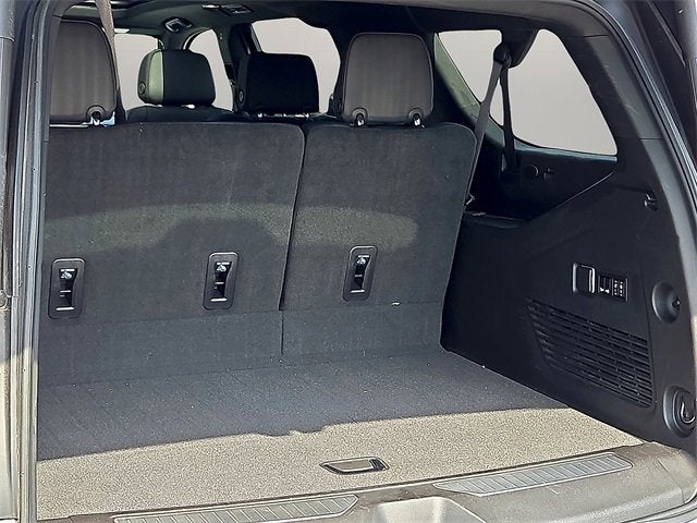 2022 Chevrolet Suburban High Country