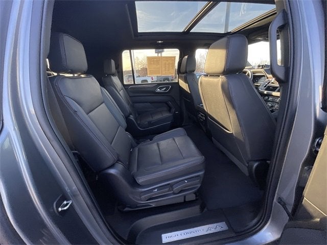 2022 Chevrolet Suburban High Country