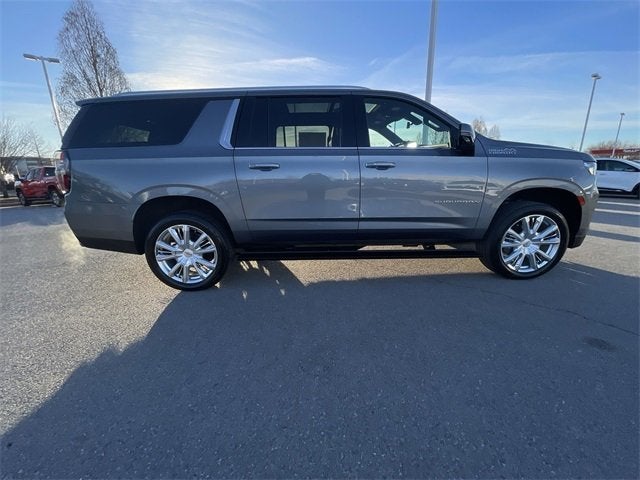 2022 Chevrolet Suburban High Country