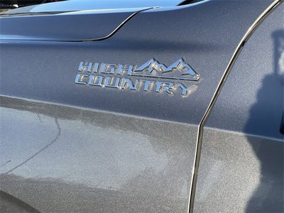 2022 Chevrolet Suburban High Country