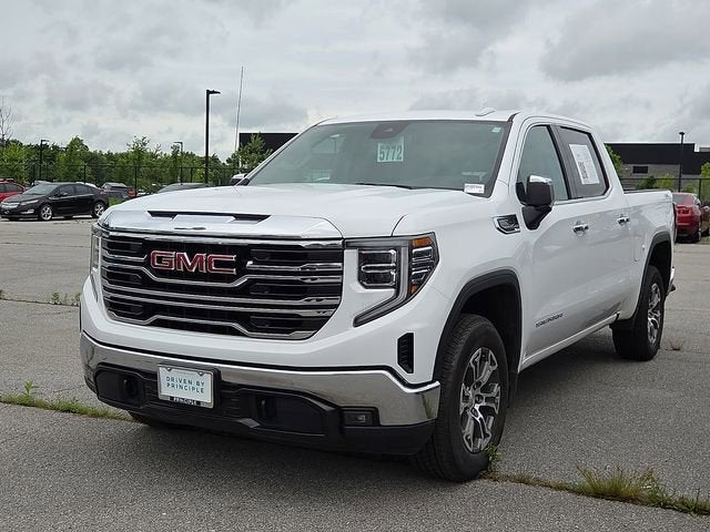 2025 GMC Sierra 4WD Crew Cab Short Box SLT's photo