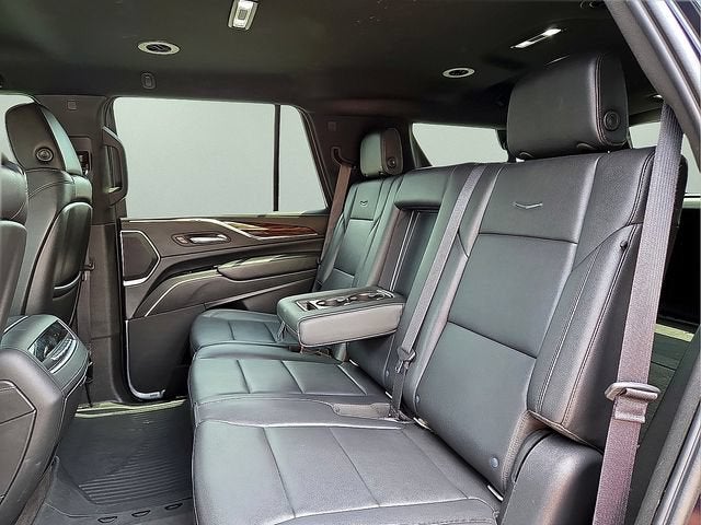 2022 Cadillac Escalade Luxury