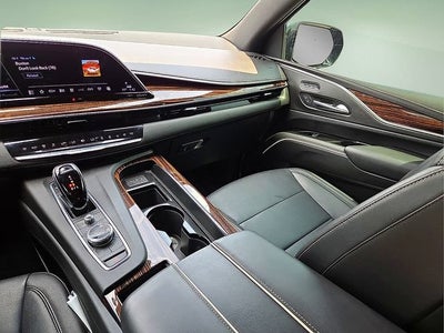 2022 Cadillac Escalade Luxury