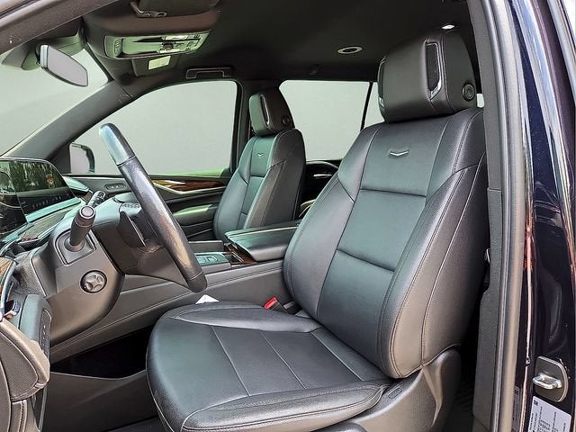 2022 Cadillac Escalade Luxury