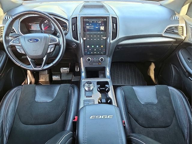 2021 Ford Edge ST
