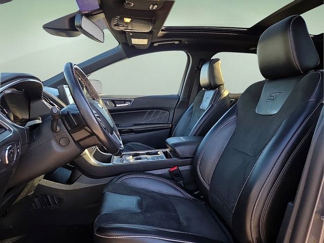 2021 Ford Edge ST