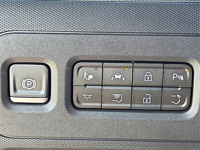 2025 Chevrolet BrightDrop 400 AWD 400