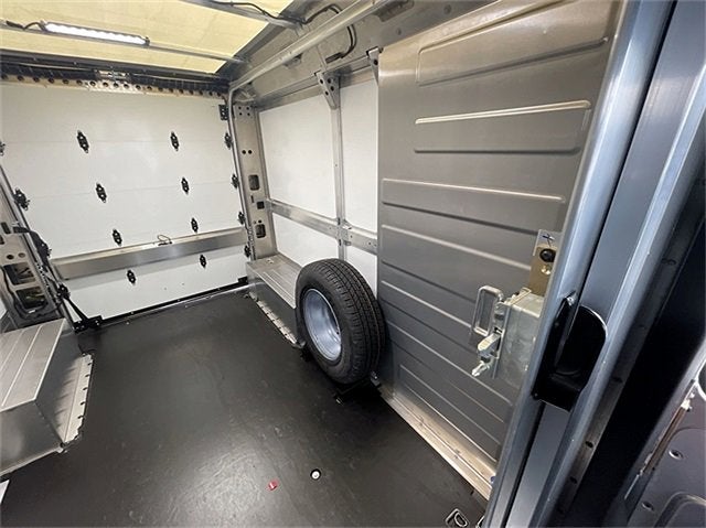 2025 Chevrolet BrightDrop 400 AWD 400