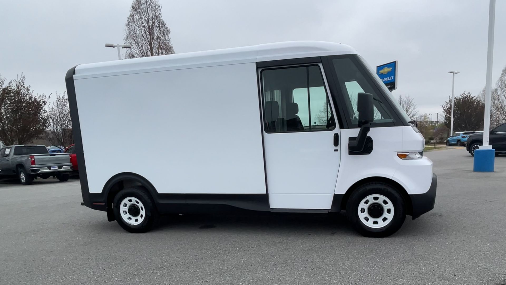 2025 Chevrolet BrightDrop 400 AWD 400