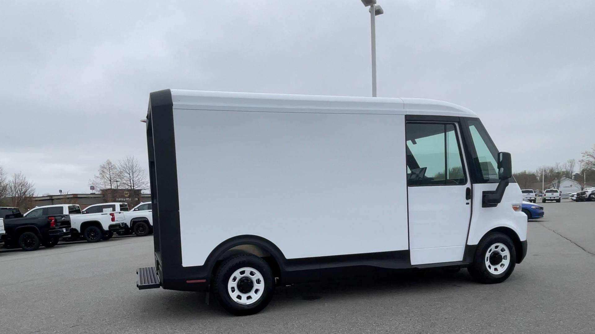 2025 Chevrolet BrightDrop 400 AWD 400