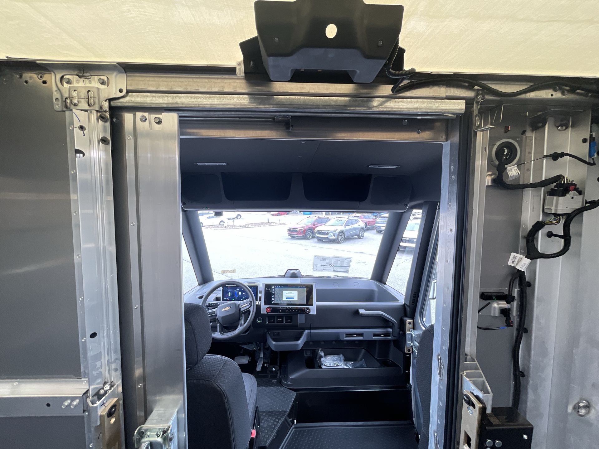 2025 Chevrolet BrightDrop 400 AWD 400