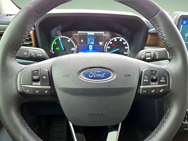 2023 Ford Maverick Lariat