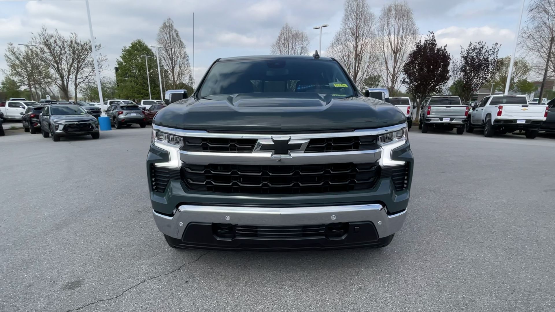 2025 Chevrolet Silverado 1500 LT