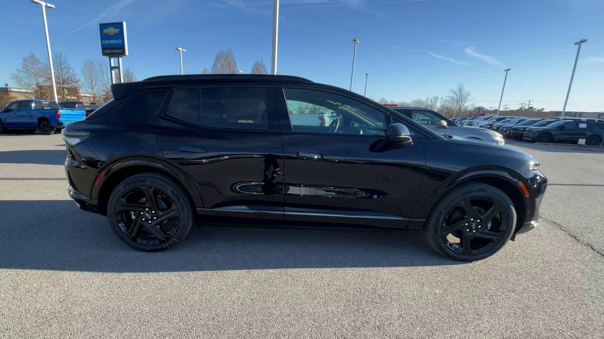 2025 Chevrolet Equinox EV RS